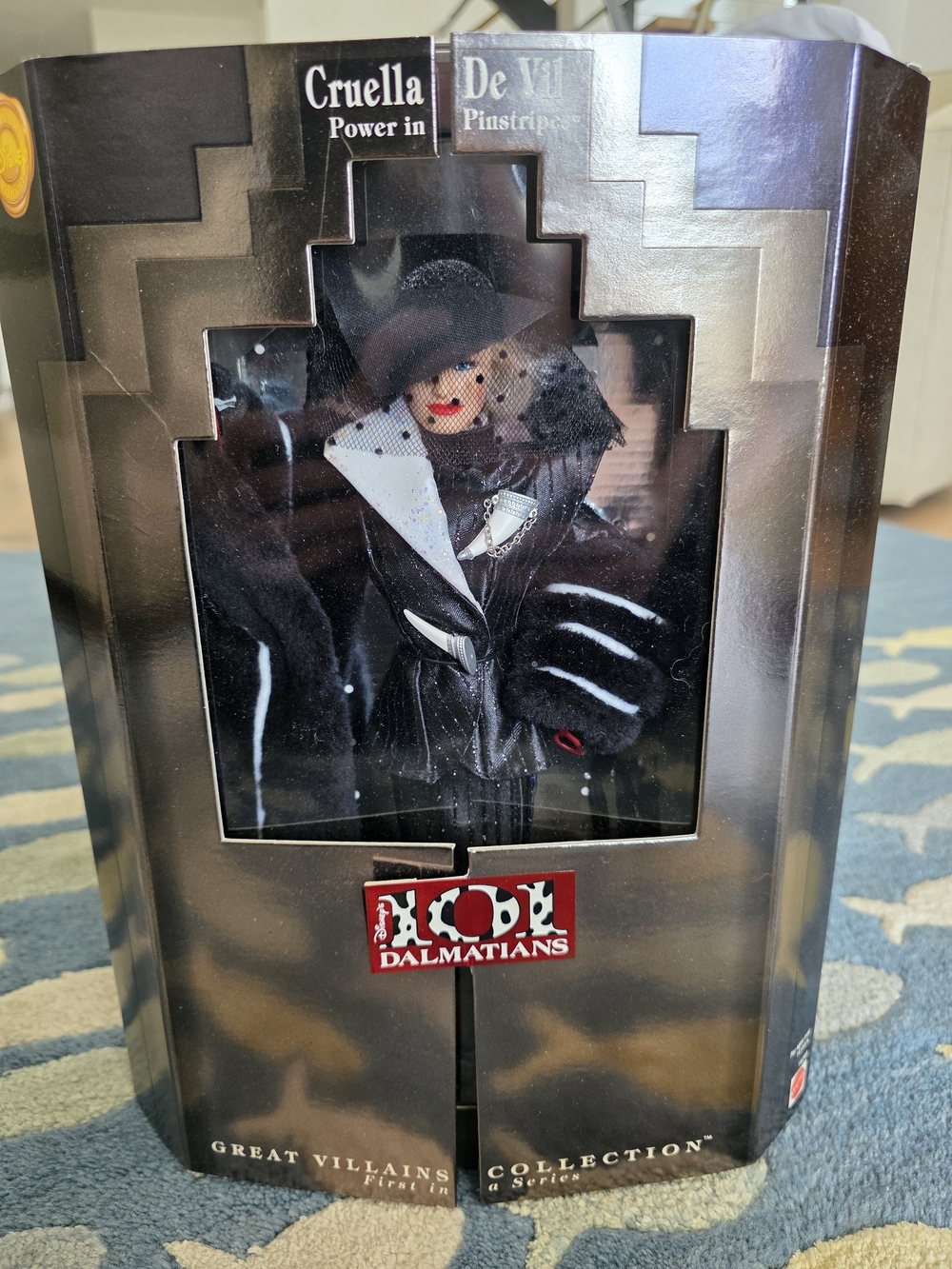 Cruella De Vil Doll from 101 Dalmatians - Black & White